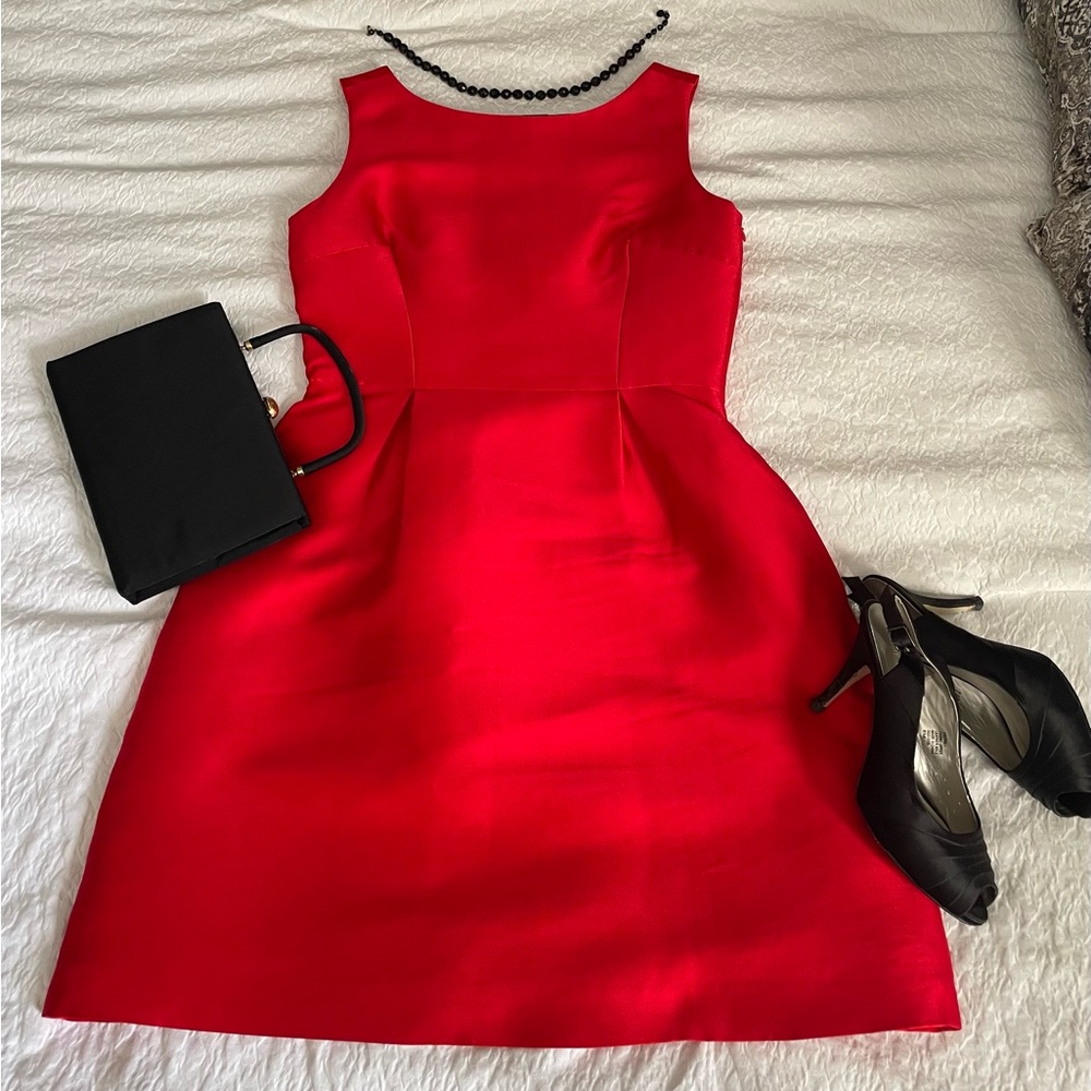 Kate Spade Dress thats a showstopper!